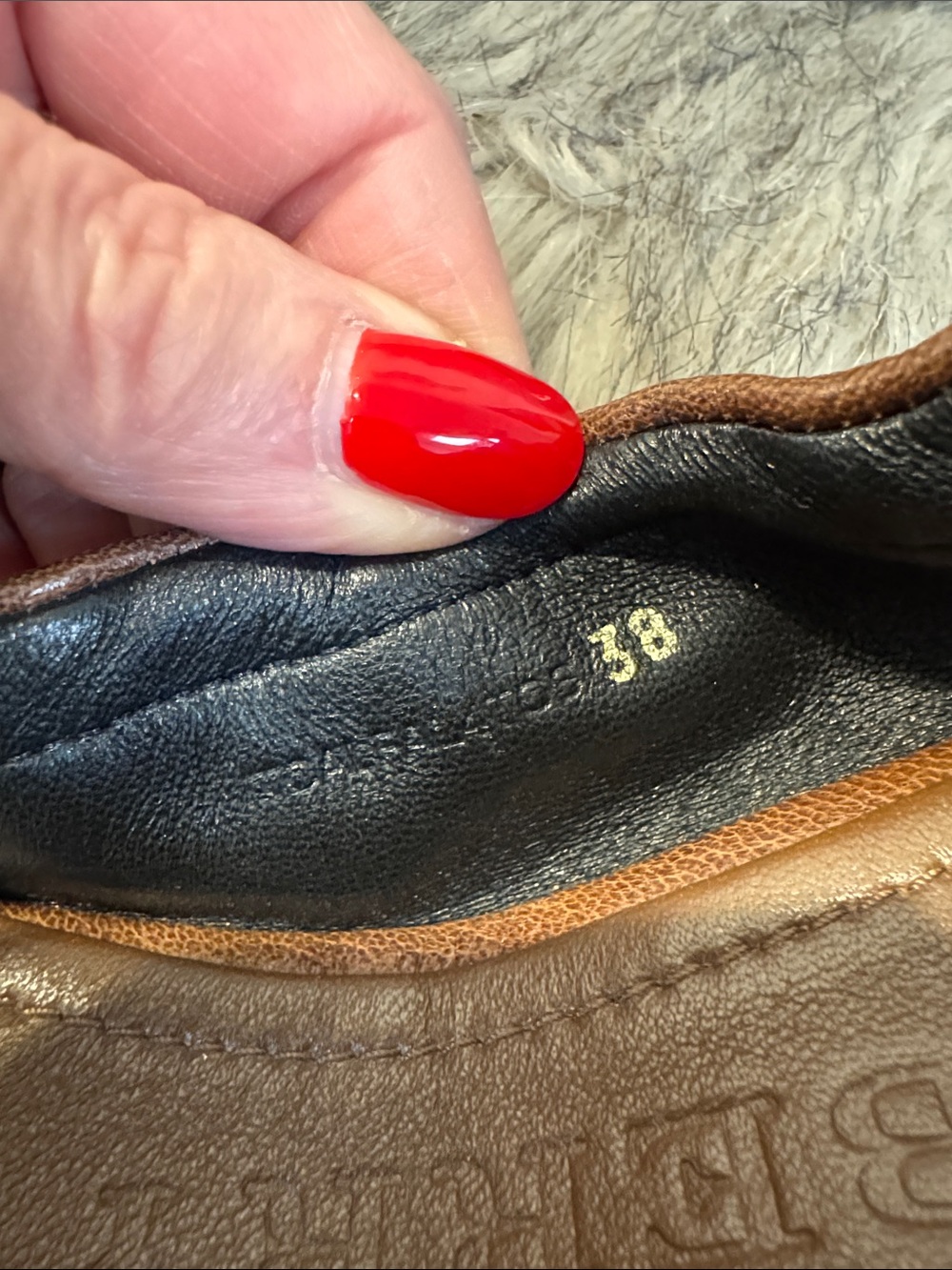 Burberry Classic Brown Plaid Women's Ballet Flats with Gold Hardware Size 38 - Picture 3 of 10